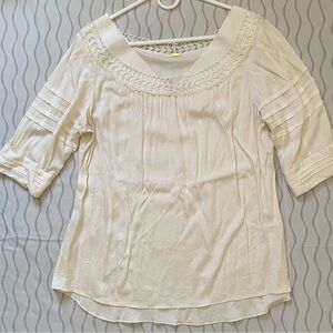 Chic Cream Blouse with Intricate Detailing